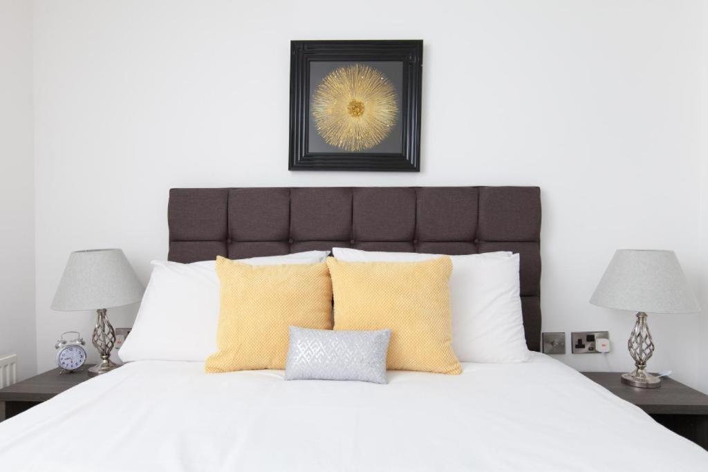 Super Prime Park View Duloch By Tba Apartment Dunfermline Exterior photo